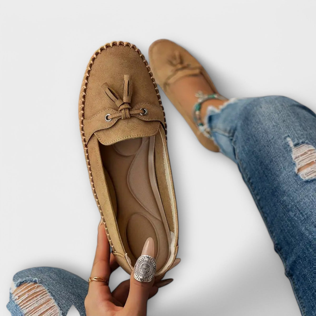 Lise - Moccasin