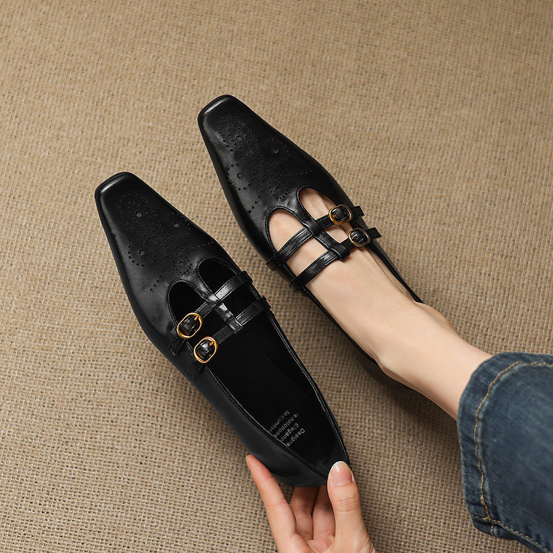 Marriët | Brogued Mary Jane flats