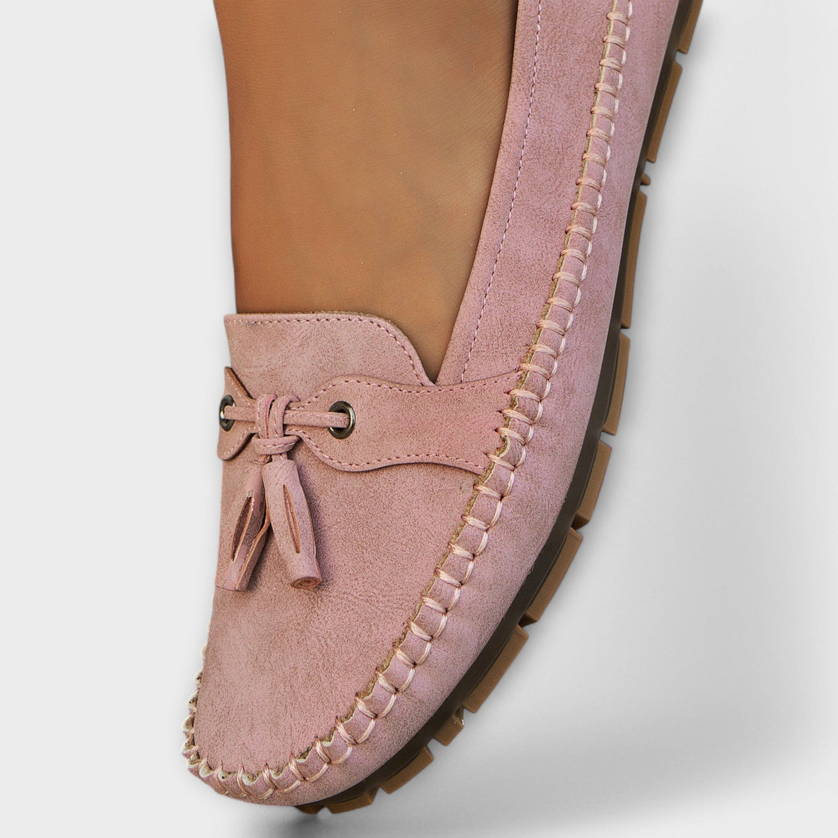 Lise - Moccasin