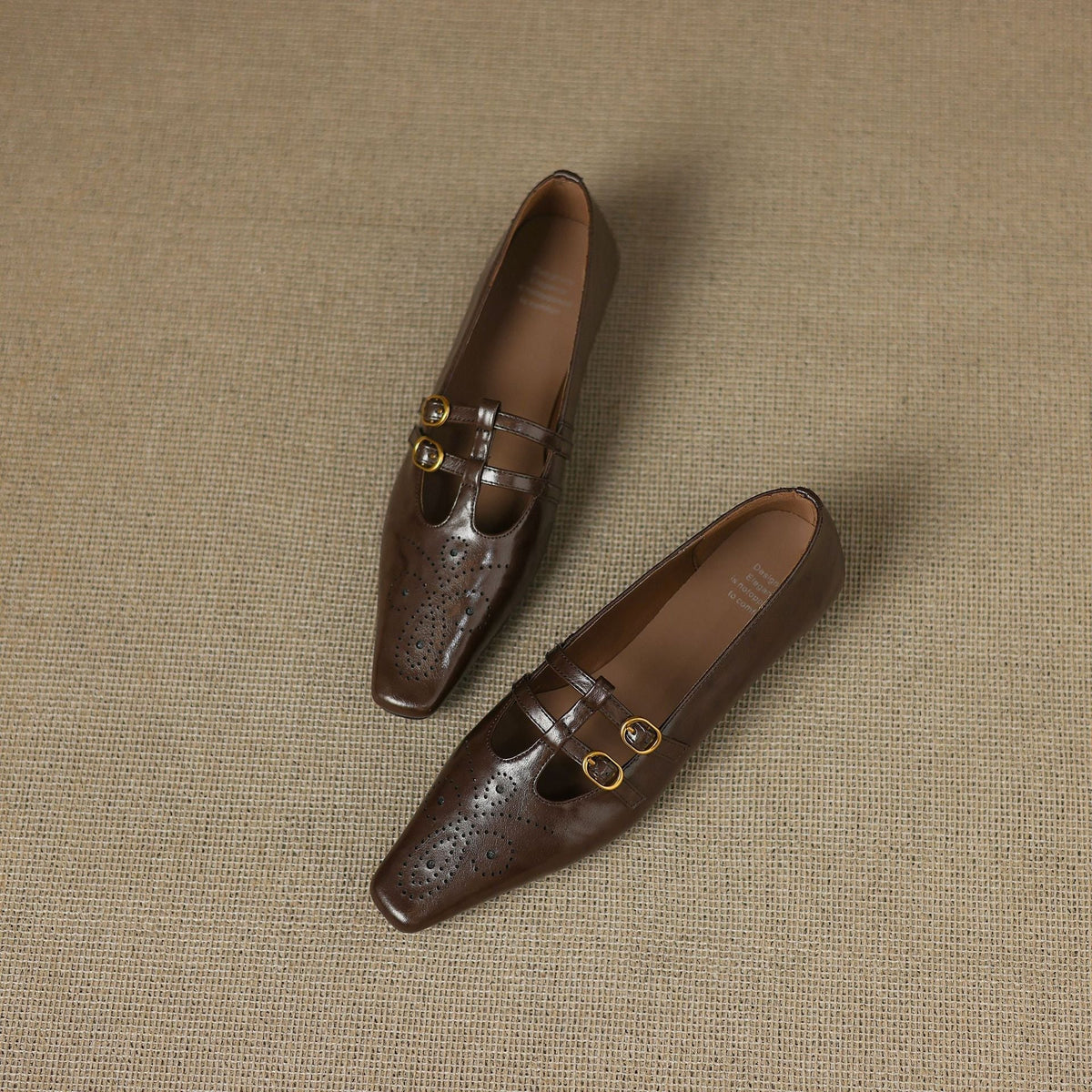 Marriët | Brogued Mary Jane flats