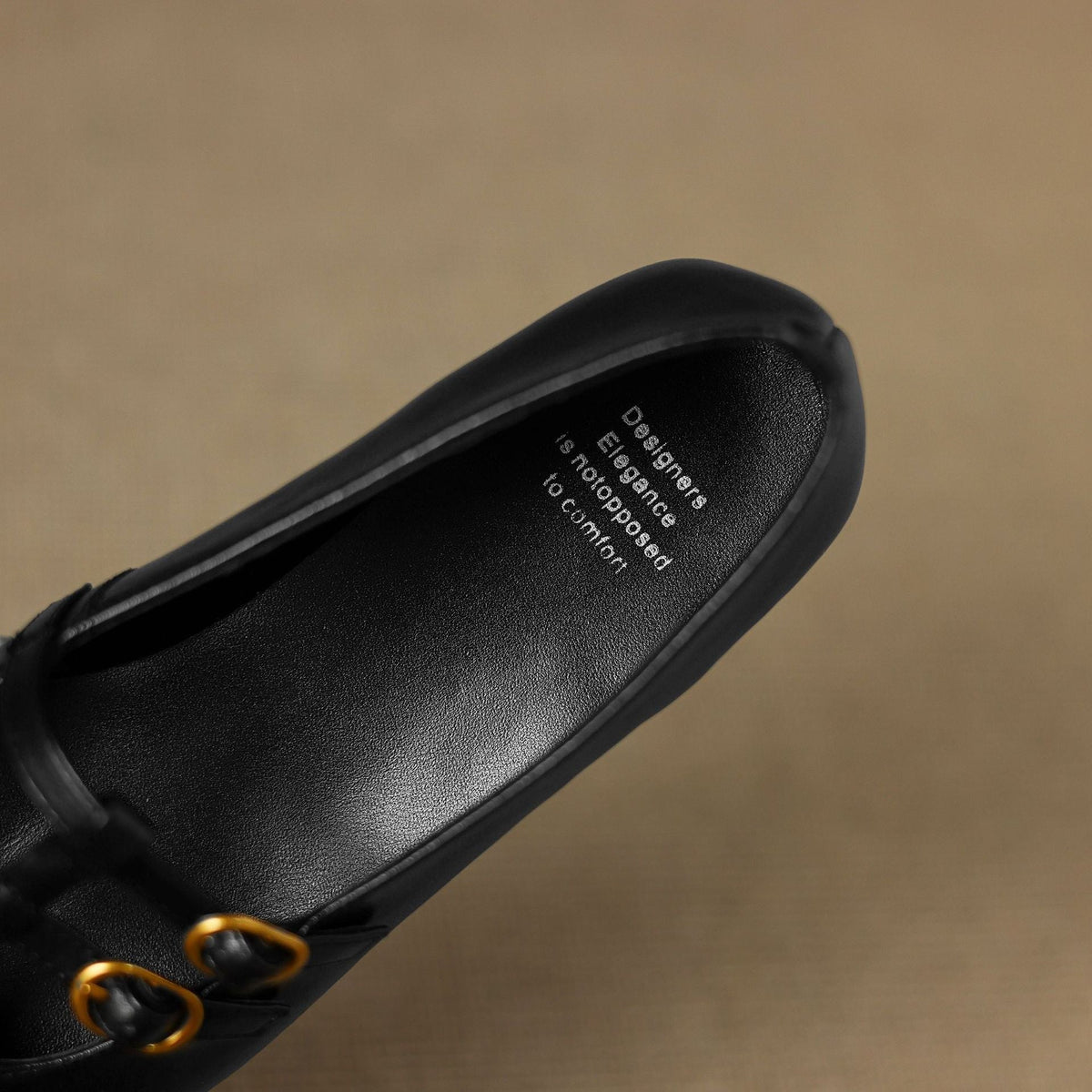 Marriët | Brogued Mary Jane flats