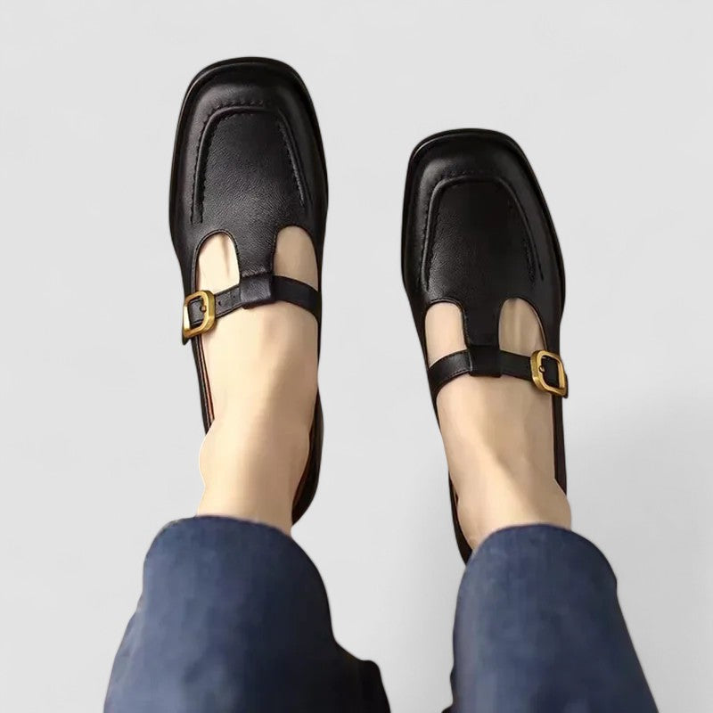 Gesina | Elegante T-strap schoenen