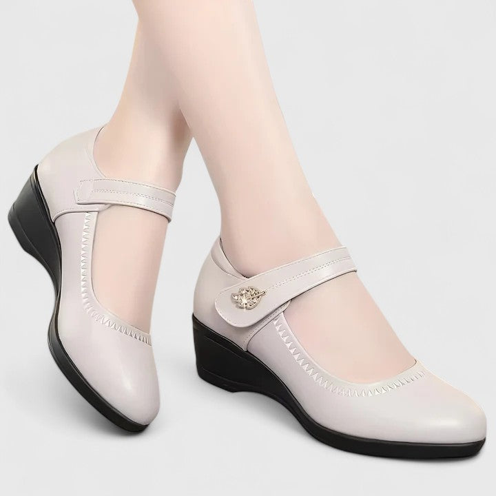 Sarita | Comfortabele Schoenen met sleehak