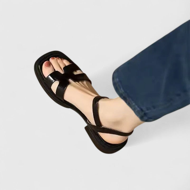 Deliane | Verfijnde Platte Sandalen
