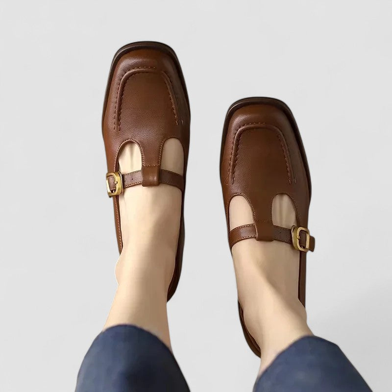 Gesina | Elegante T-strap schoenen