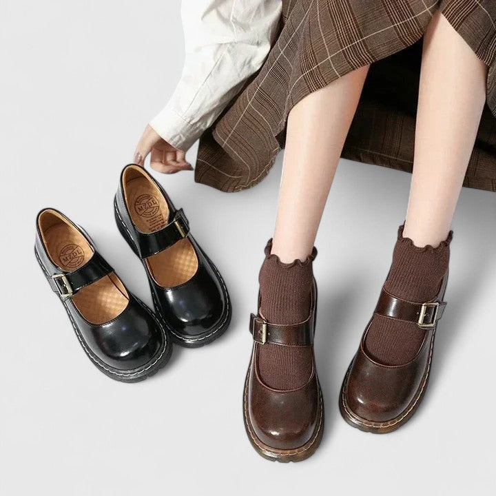Nita | Mary Jane Schoenen