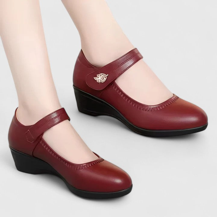 Sarita | Comfortabele Schoenen met sleehak