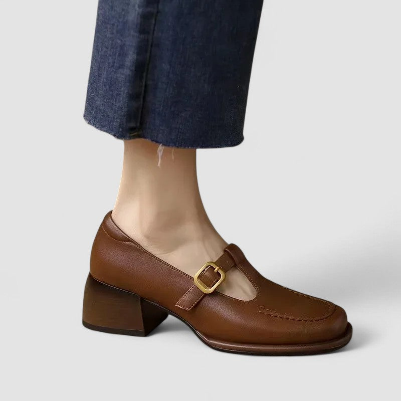 Gesina | Elegante T-strap schoenen