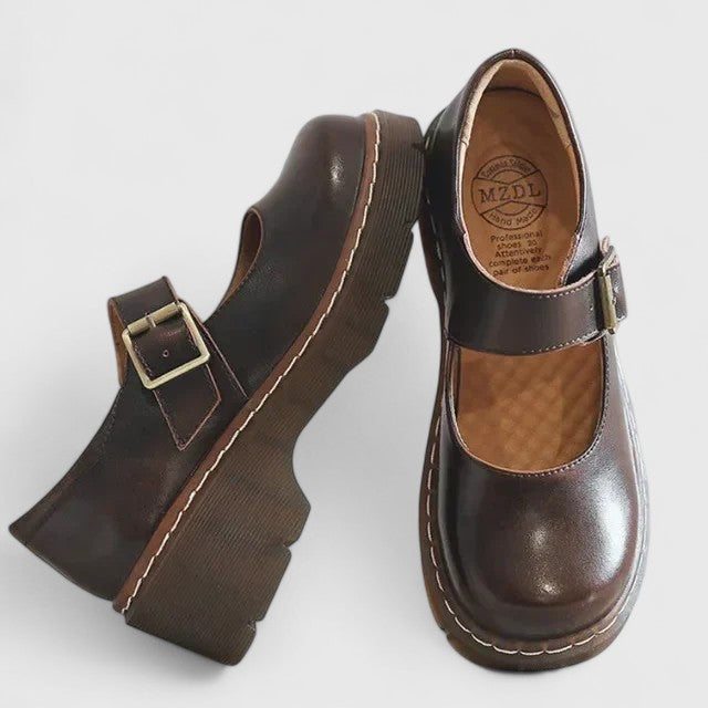 Nita | Mary Jane Schoenen