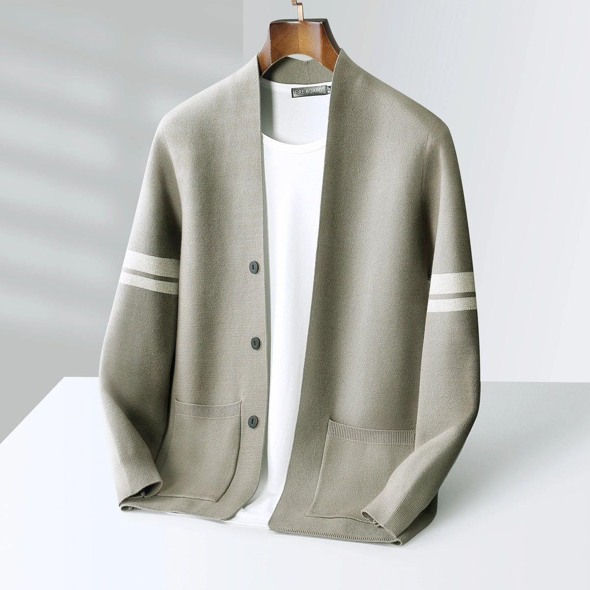 Ludwig | Cardigan met streepdetails