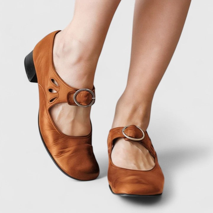 Meinke | Retro schoenen met gesp