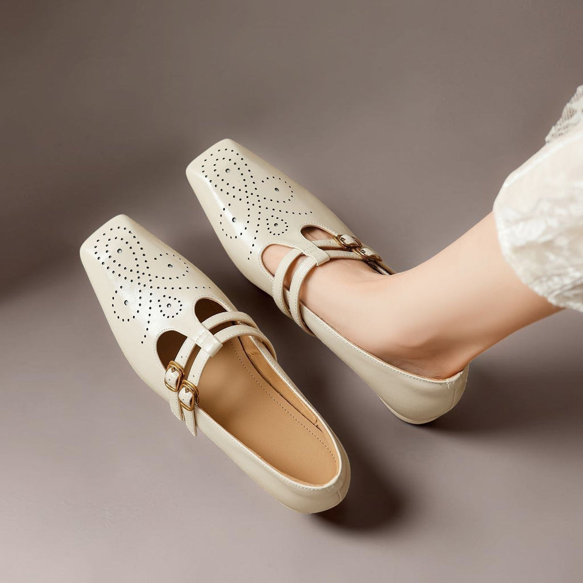 Natali | Elegante pumps met bandjes
