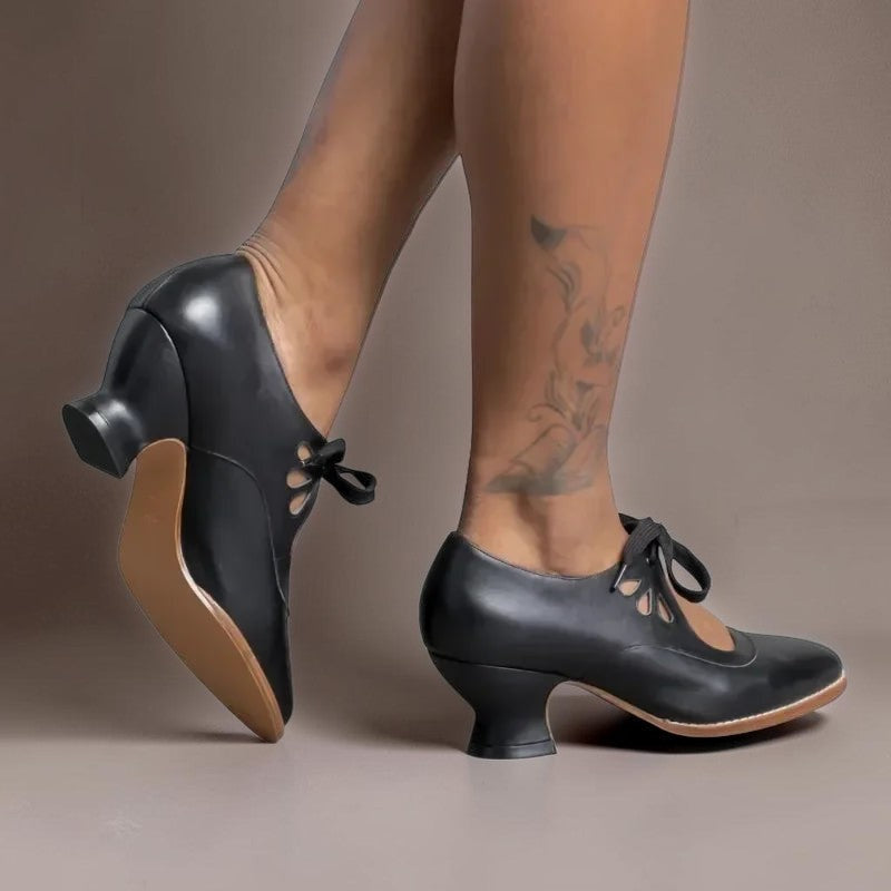 Kaouthar | Elegante Pumps met strik