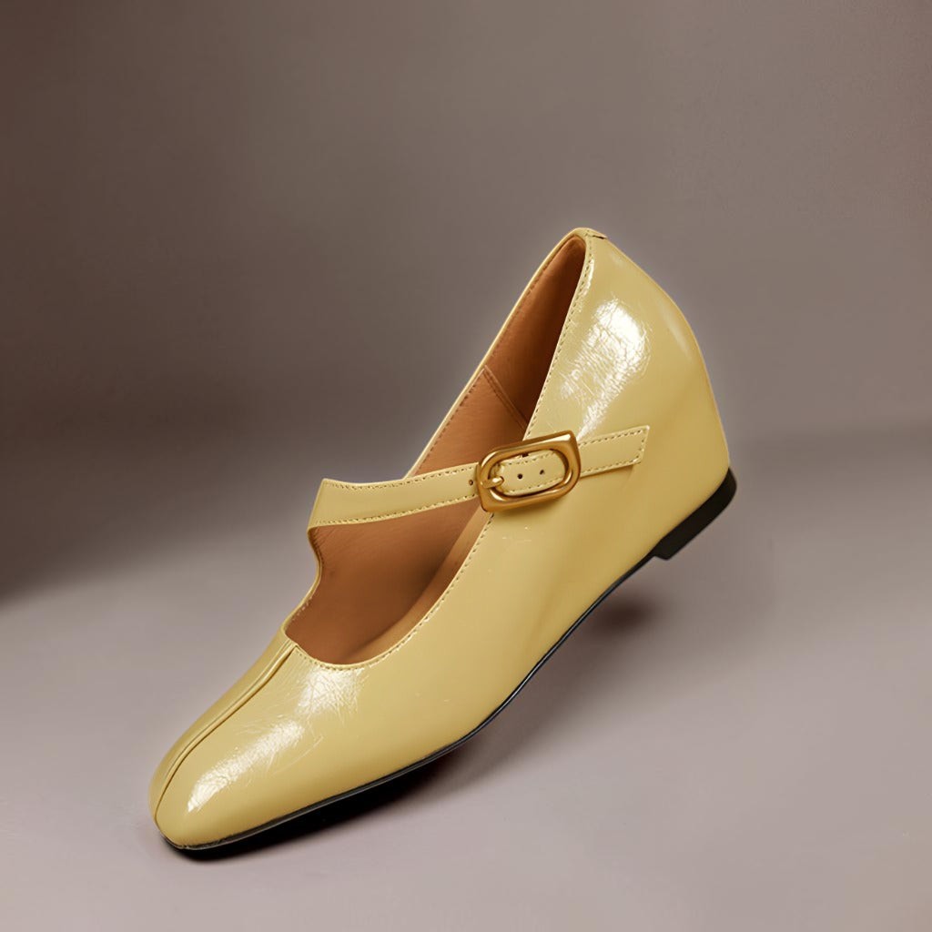 Chrystel | Elegante pumps met riem