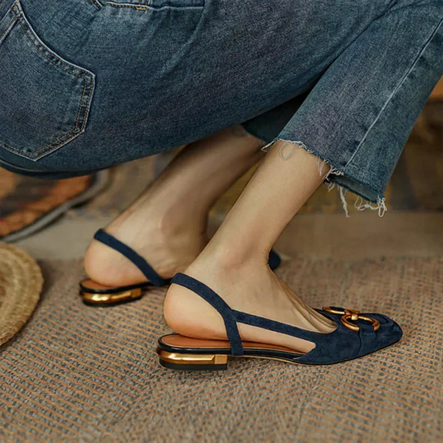 Sira | Elegante loafers met detail